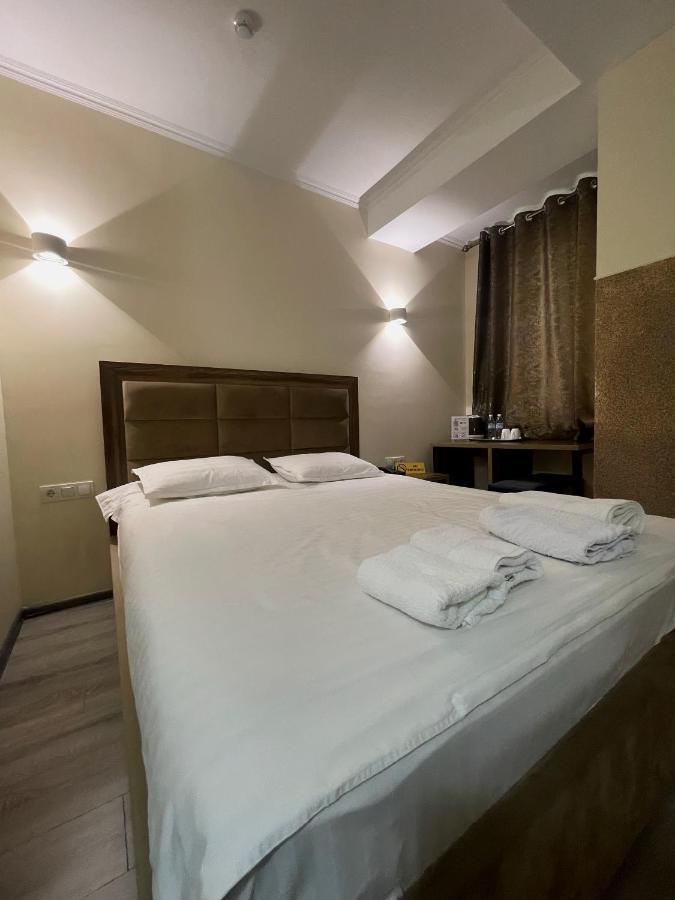Hotel Nova Бишкек Экстерьер фото