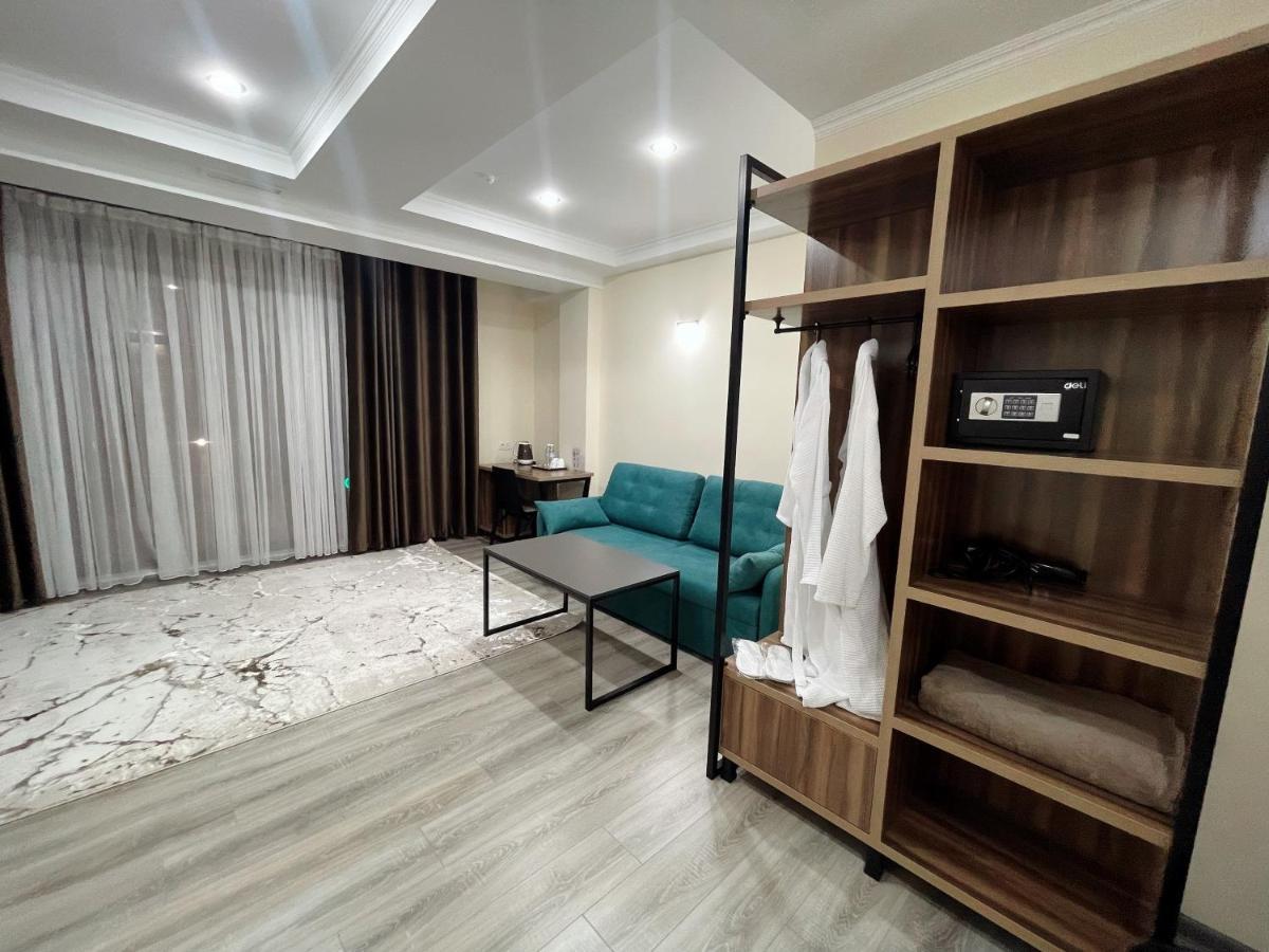 Hotel Nova Бишкек Экстерьер фото